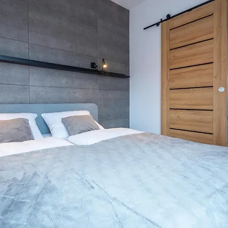 Aparts4u שצ'קלארסקה פוראובה